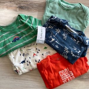 NWT Carter’s Boys 9 Month - Onesie 5 Pack